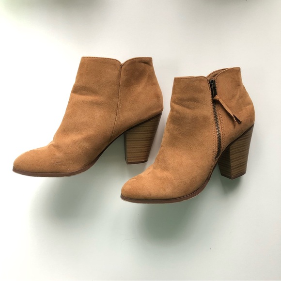 Booties - Picture 3 of 4